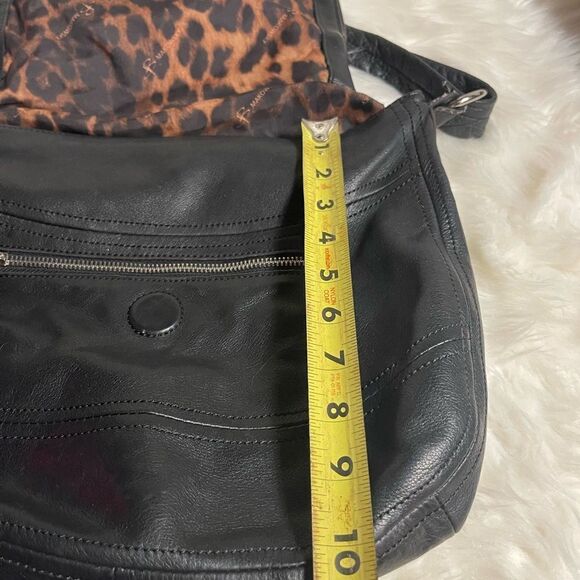 B Makowsky Hobo leather Black shoulder/ crossbody bag silver tone studs accents - Picture 7 of 13